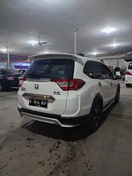 Honda BRV Prestige at metik th 2016 putih nopol genap Jakarta