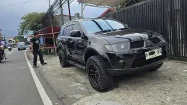 Pajero Sport Dakar