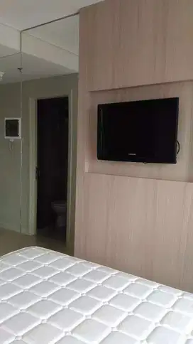 Disewakan Apartemen Madison Park Studio, dekat Central Park, Tol, RS