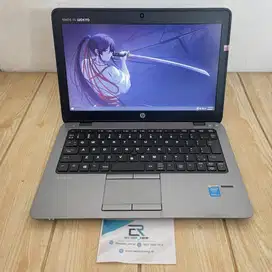 HP Elitebook 820 G1 - core i3, 4GB RAM