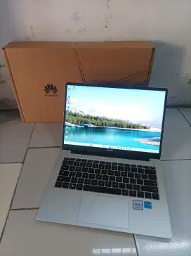 Huawei Matebook D14 | i5-12450H | 8GB/512GB | like new