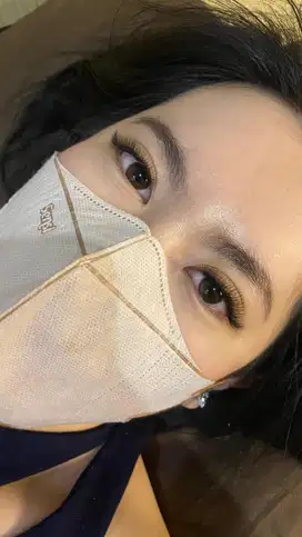 Eyelash Extensions & Private Course