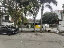 Rumah Tua Hitung Tanah di Muwardi Grogol Jalanan 3 Mobil