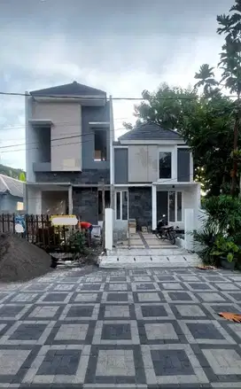 Rumah Baru Perum Griya Kebraon Surabaya