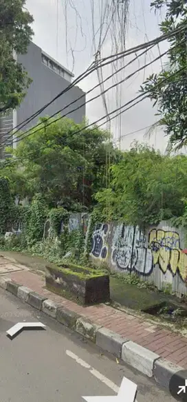 Di sewakan tanah di tepi jalan buncit raya Pancoran Jakarta Selatan