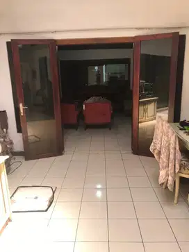 Jual rumah sayap buah batu