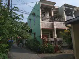 DIJUAL CEPAT RUMAH 2 LANTAI MINIMALIS
