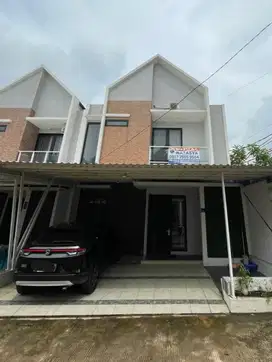Rumah 2lt luas 88m 3KT Cluster Aquina Town House Jatiasih Bekasi