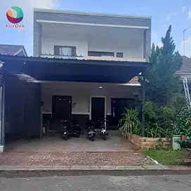 Dijuak rumah murah 2 lantai di perumahan kota wisata Cibubur