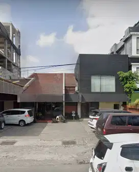 Guest House Strategis di Pusat Kota Malang