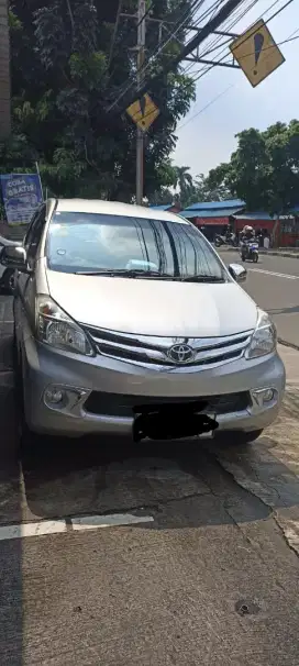 Toyota Avanza 2012 Bensin