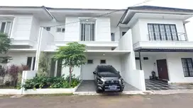 Dijual Rumah dua lantai 2 menit ke tol margonda