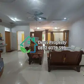 DISEWAKAN VILLA KOMP CEMARA ASRI JALAN MANGGA