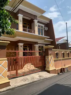 Rumah 2 Lt Kokoh Bagus di Jl. Lebdosari, Kalibanteng Kulon, Sembar
