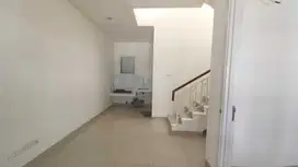 Rumah Siap Huni Sudah Renov Di Cluster Lasein JGC