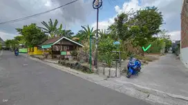 Tanah sangat strategis utara terminal condongcatur