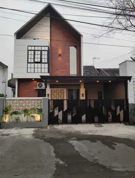 Disewakan rumah cantik 2 lantaii