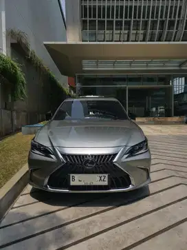 Lexus ES300h 2022 Hybrid