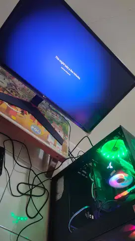 Dijual cepat 1 set PC: ASROCK, kualitas oke, harga nego tipis