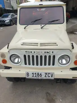 Suzuki Jimny Jangkrik 4X4 Trepes