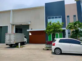 Gudang Laksana Pakuhaji Tangerang Luas 15x45m Lokasi Strategis
