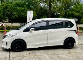 Honda Freed 2013 Bensin