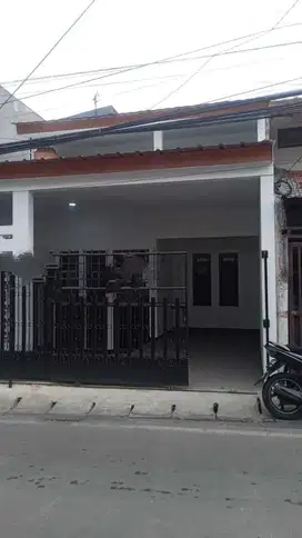 Rumah 2 Lantai Nyaman Siap Huni di Cikutra Bandung