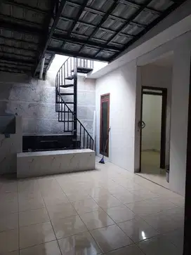 Disewakan Rumah Siap Huni di Puri Dago Antapani