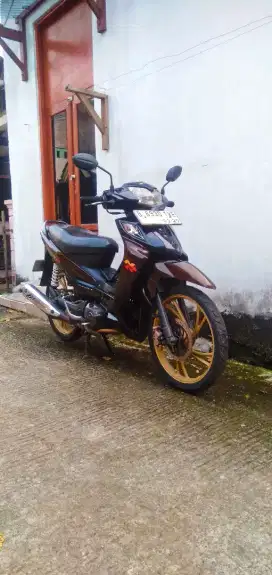 SUZUKI SHOGUN 125 FI 2008 STANDAR