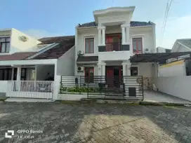 Disewakan rumah 2 lantai dalam perum dekat Jogja City Mall