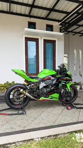 Kawasaki zx25R tahun 2022