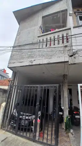 JARANG ADA MURAH SEKALI, RUMAH BAGUS 2LT AKSES MOBIL DICONDET SHMBismi