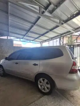 Nissan Grand Livina 1.5 XV A/T 2009