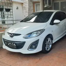 Mazda 2 2011 type R AT istimewa