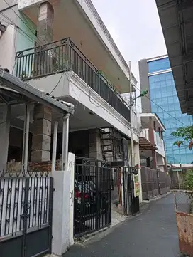 Rumah Kosan 3 Lantai Di Slipi Murah Lokasi Strategis