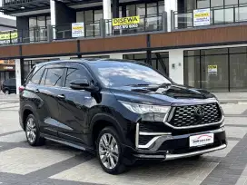 Toyota innova zenix hybrid 2.0 Q modelista at 2022