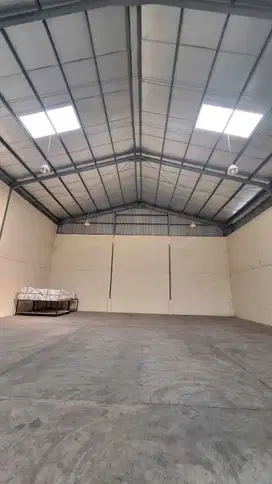 Gudang Strategis Siap Pakai di Katapang Jalan Provinsi