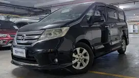 TDP 6,JT Nissan Serena 2.0 Highway Star Bensin-AT Hitam 2013