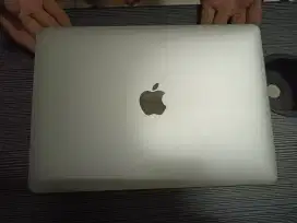 JUAL MURAH MACBOOK AIR RETINA 2015