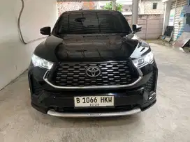 LOW-Toyota Zenix 2.0 V Modelista Hybrid AT 2023 Hitam PREMIUM B1066HKW
