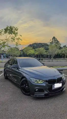 BMW 320i f30 n20 2014