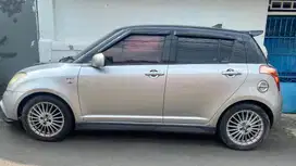 MOBIL SWIFT GT 1.5 AT MATIC TAHUN 2012