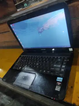 LAPTOP TOSHIBA L840 CORE I5-3201/4gb/BATERAI BARU