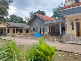 Dijual cepat. Rumah dan tanah.  Nempel kawasan MM2100