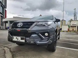 TOYOTA FORTUNER 2019 VRZ TRD MATIC (PAKET KREDIT PALING TERMURAH)