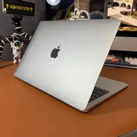 Macbook Air M1 13inch 2020 8/128GB Unit Only