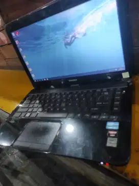 LAPTOP TOSHIBA CORE I5 BATERAI BARU