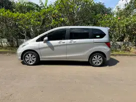 Honda Freed 2012 Bensin