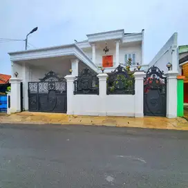 RUMAH MEWAH MODERN CLASSIC DEKAT BINTARO PONDOK AREN