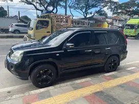 Nissan X-Trail 2011 low kilometer 2.0